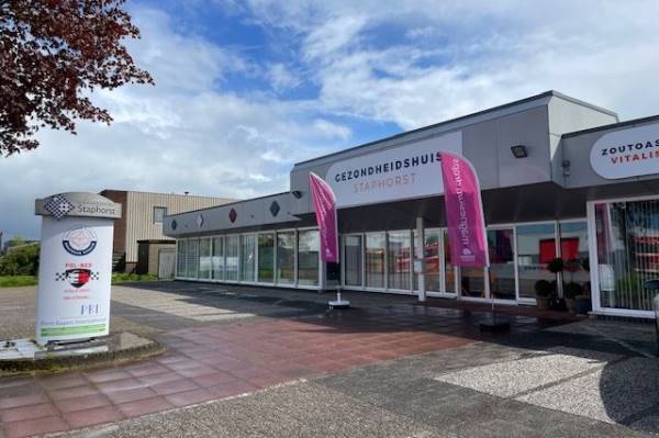 Bedrijfsruimte Roelof Brinkstraat 8 Staphorst