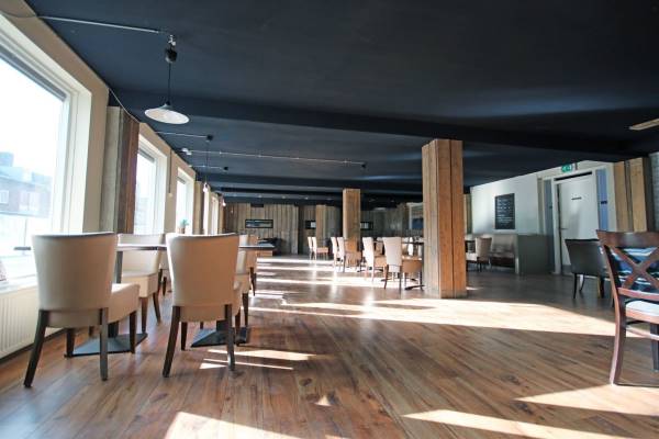 Horecagelegenheid Lange Nering 37B Emmeloord
