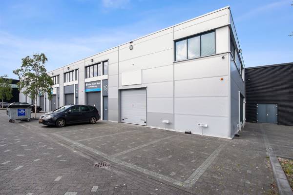 Bedrijfsruimte Vantaabaan 1 Rotterdam