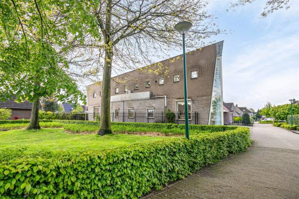 Maatschappelijk vastgoed Pandhof 12 Heeswijk-Dinther