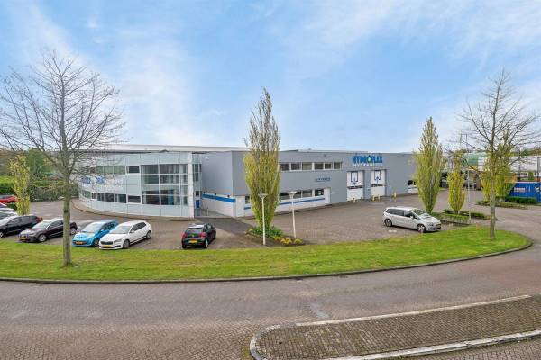 Bedrijfsruimte Willem Beukelszstraat 1 Oud-Beijerland