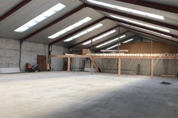 Bedrijfsruimte Julianaweg 15 Wouwse Plantage