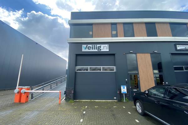 Bedrijfsruimte Zomerdijk 70 Maassluis