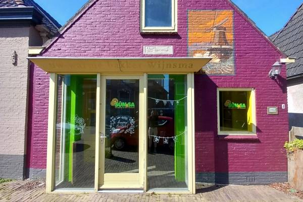 Winkelruimte Langebuorren 4 Stiens