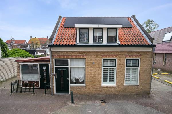 Winkelruimte Kerkstraat 49 Oud-Beijerland