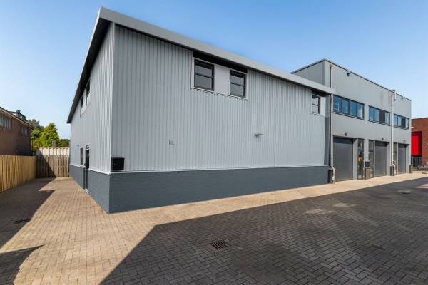 Bedrijfsruimte Bedrijfsweg 22- 24 Leusden