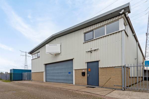 Bedrijfsruimte IJsseldijk-West 46 Ouderkerk aan den IJssel