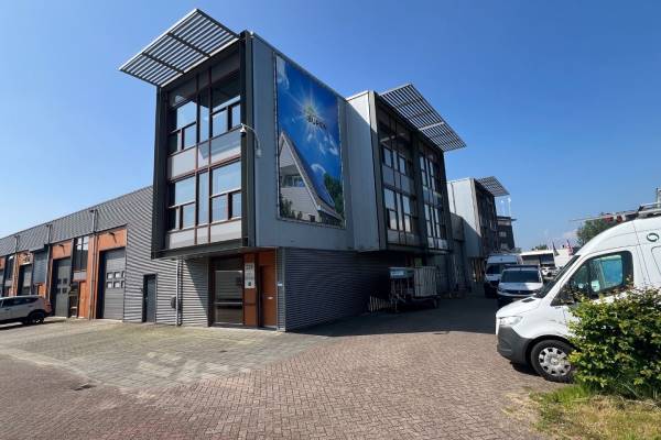 Bedrijfsruimte Aventurijn 224 Dordrecht