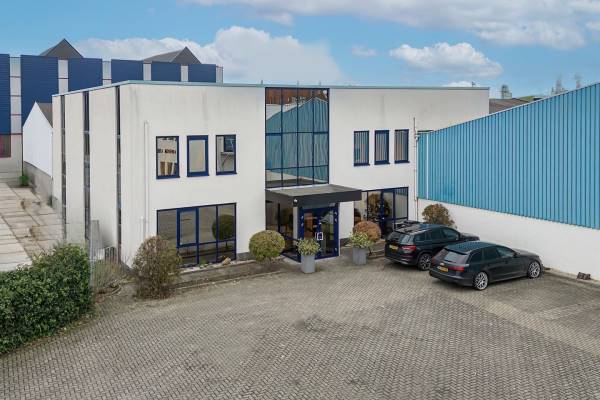 Kantoorruimte Industrieweg 1 Waardenburg