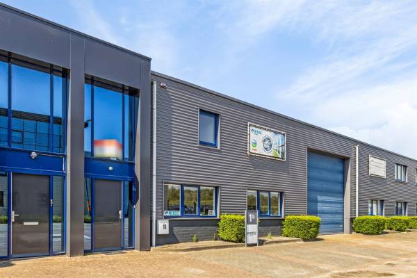 Bedrijfsruimte Forellenweg 1B Raamsdonksveer