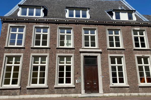 Bedrijfsruimte Steegstraat 9 Roermond