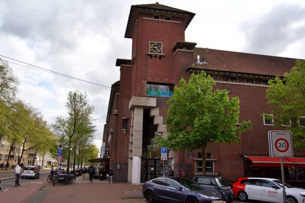 Maatschappelijk vastgoed Cornelis Troostplein 23 Amsterdam