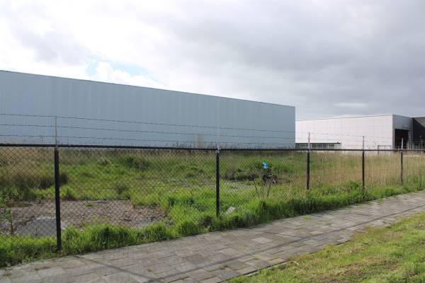 Verhard buitenterrein Schoenmakerij 3 Zevenbergen