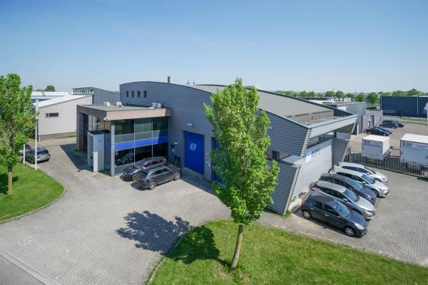 Bedrijfsruimte Perenmarkt 6 Zwaagdijk-Oost