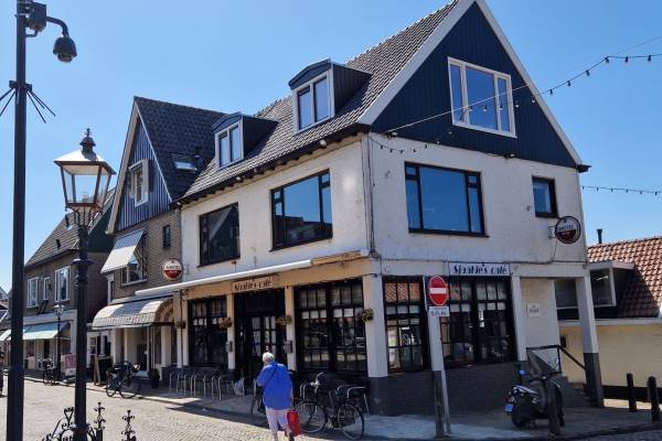 Horecagelegenheid Meerzijde 29a Volendam
