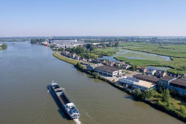 Kantoorruimte West Kinderdijk 122 Alblasserdam