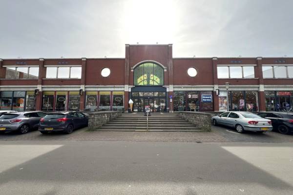 Winkelruimte Winkler Prins Passage 50- 56 Veendam