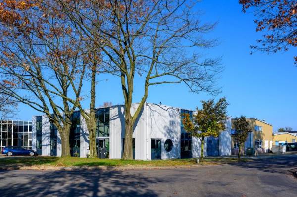 Bedrijfsruimte Edyweg 3 Spankeren