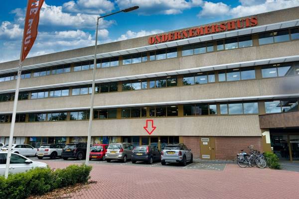 Winkelruimte Lylantse Plein 2 Capelle aan den IJssel
