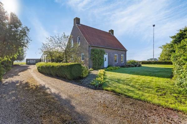 Agrarisch bedrijf Vrijheidsweg 2 Grijpskerke