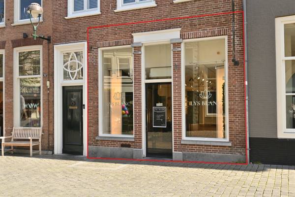 Winkelruimte Zuivelplein 4 Bergen op Zoom