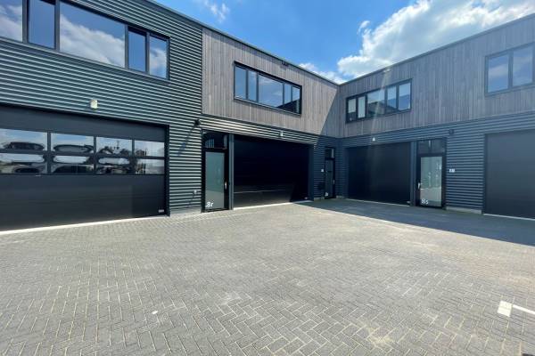 Kantoorruimte Hakgriend 8R Hardinxveld-Giessendam