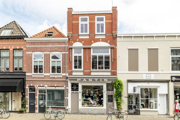Winkelruimte Ginnekenweg 83 Breda