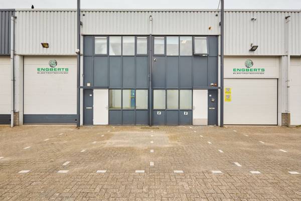 Bedrijfsruimte Einsteinstraat 68- 70 Purmerend