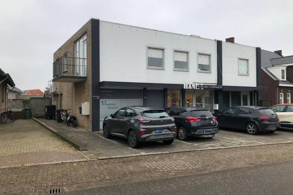 Bedrijfsruimte Dorpstraat 19 Dreumel