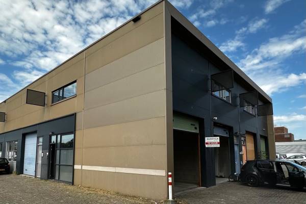 Bedrijfsruimte Van IJsendijkstraat 144A Purmerend