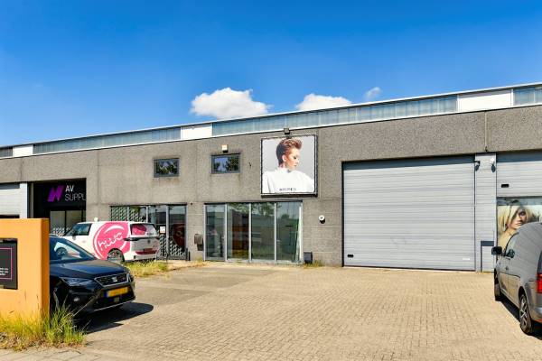 Bedrijfsruimte Pieter Braaijweg 93 Amsterdam-Duivendrecht