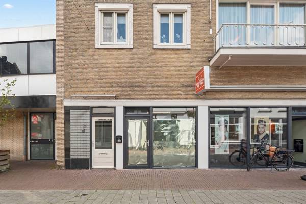 Winkelruimte Prof van Ginnekenstraat 36a Oudenbosch