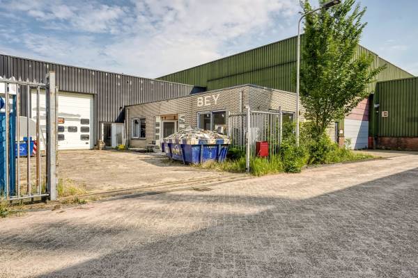 Bedrijfsruimte Mees Toxope&# 252;sstraat 3 Leiden