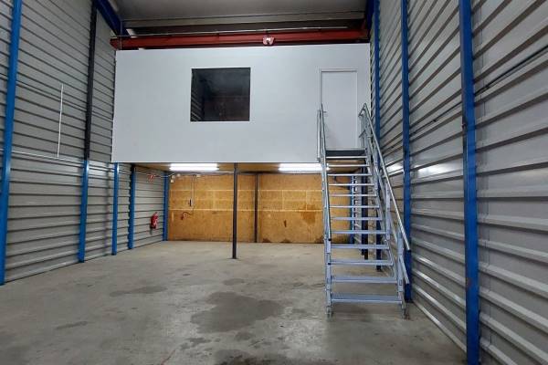 Bedrijfsruimte Oostendeweg 33 Groningen