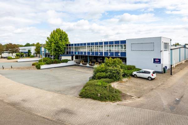 Bedrijfsruimte Runnenbergweg 10 Vaassen