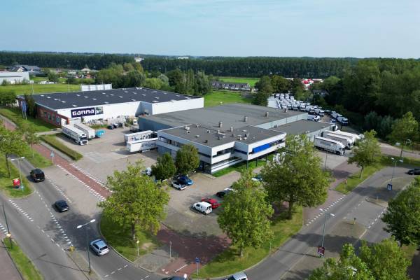 Bedrijfsruimte &# 39;s-Gravelandseweg 365 Schiedam