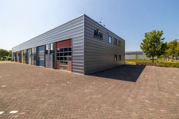 Kantoorruimte Eigen Haard 13A Balk