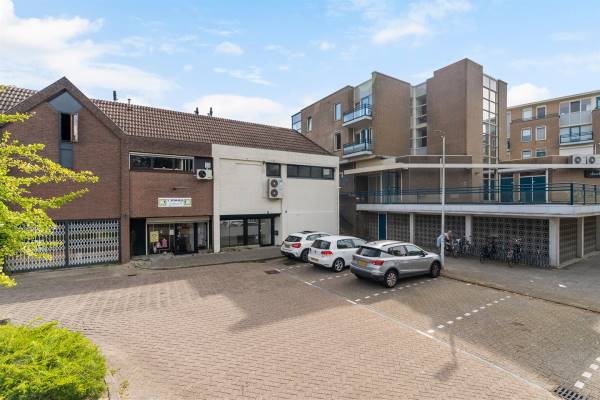 Winkelruimte Middenbaan 33 Barendrecht