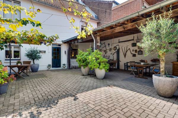 Horecagelegenheid Marktstraat 40 Susteren