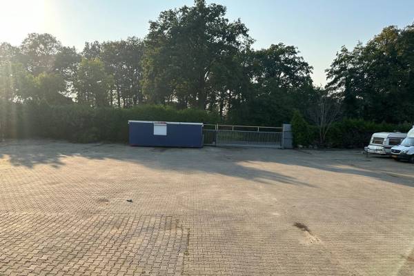 Verhard buitenterrein Industriestraat 2 Losser