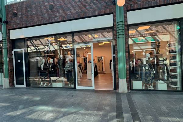 Winkelruimte Raadhuisplein 36 Stein