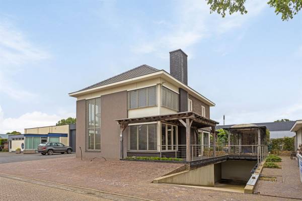 Bedrijfsruimte Half Elfje 16a Someren