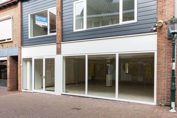 Winkelruimte Brugstraat 21 Ommen
