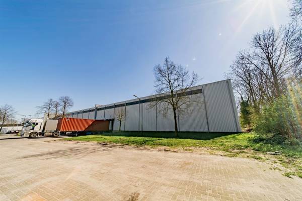 Bedrijfsruimte Vloeiveld 11 Gilze