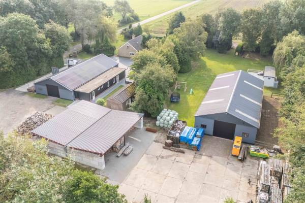 Bedrijfsruimte Hesselingendijk 16 Scheerwolde