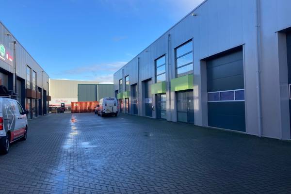 Bedrijfsruimte Ottolaan 8- 3 Drachten