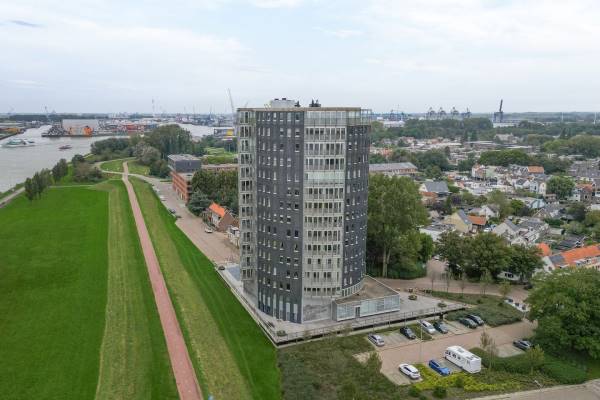 Kantoorruimte Uiterdijk 40- 56 Pernis Rotterdam