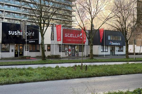 Winkelruimte Van Leeuwenhoeklaan 8 Zoetermeer