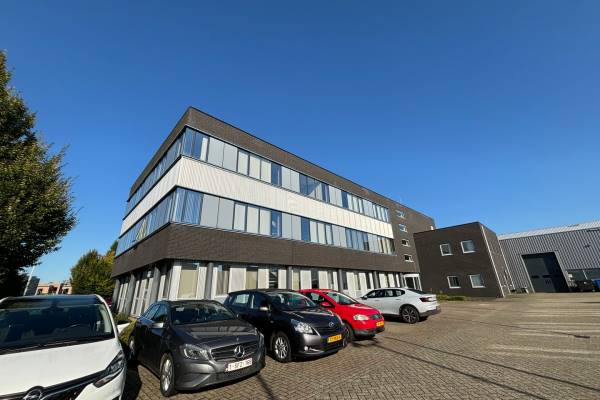 Kantoorruimte Marinus van Meelweg 19 Eindhoven