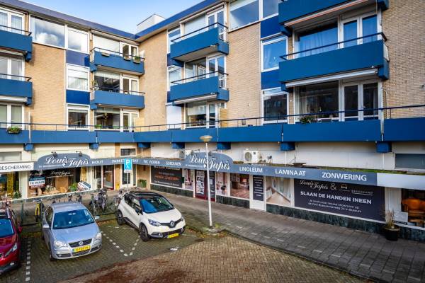 Winkelruimte De Clinge 22 Bussum